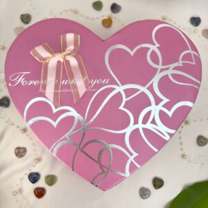 Hjerteformet lyserød gaveæske krystal sten