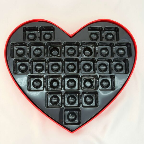 Hjerteformet rød gaveæske krystal sten med plastikbeholder