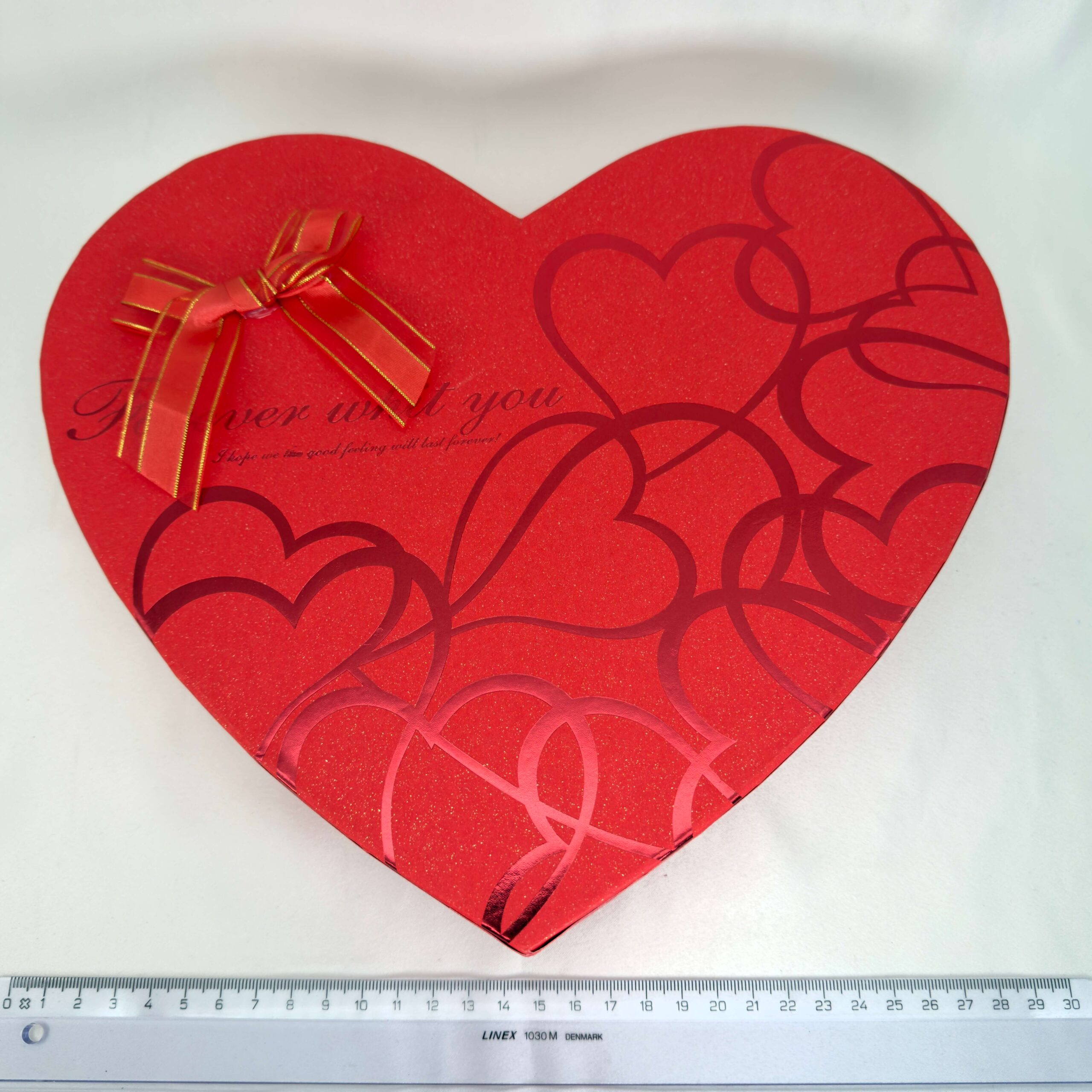 Hjerteformet rød gaveæske krystal sten med lineal