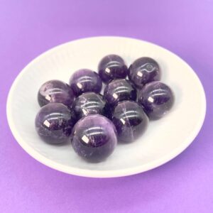 Ametyst kugle skaber kærlighed