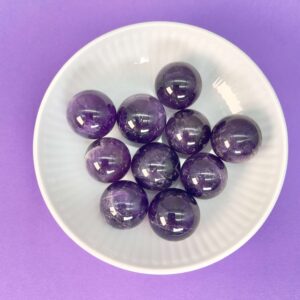 Ametyst kugle skaber kærlighed