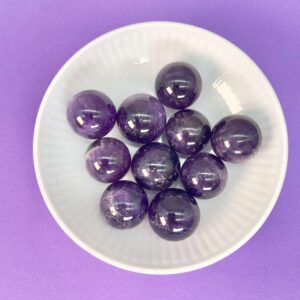 Ametyst kugle skaber kærlighed