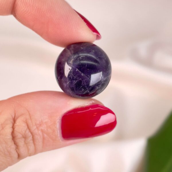 Ametyst kugle mod stress og uro