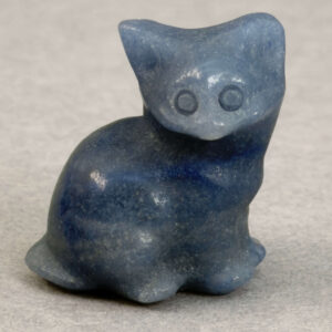 krystal kat 3 cm siddende blå aventurin