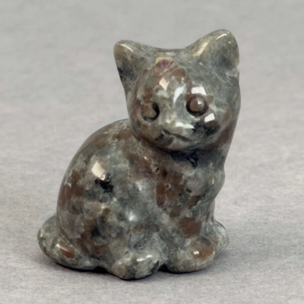 krystal kat 3 cm siddende yooperlite