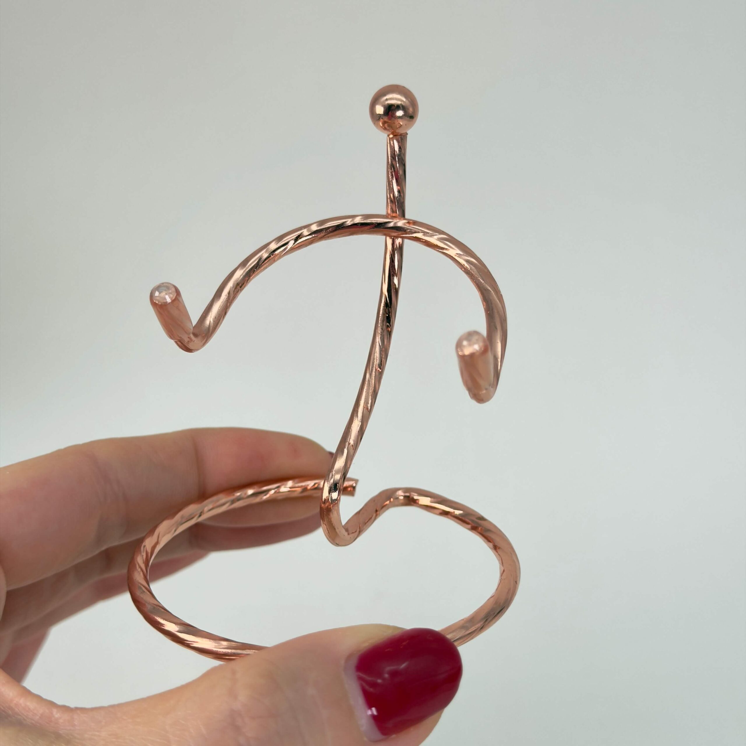 Holder til krystal hjerte og håndsten messing hånd