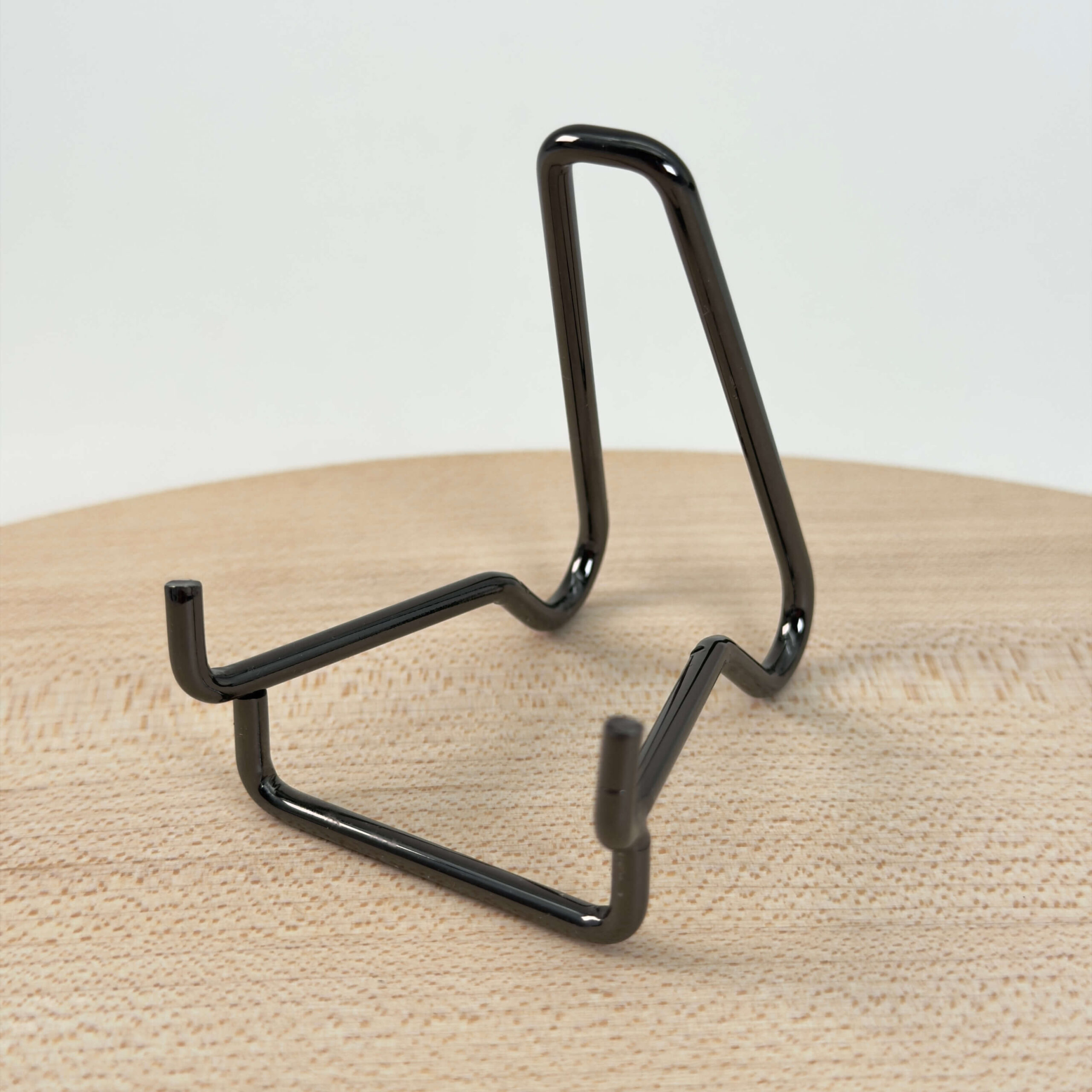 Holder til krystal hjerte og håndsten slank sort