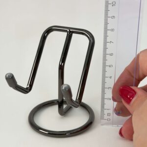 Holder til krystal hjerte og håndsten sort lineal