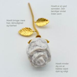 Howlit Rose med guldfarvet stilk krystal sten med tags