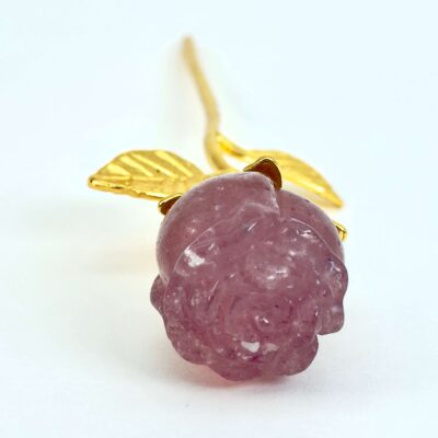 Jordbærkvarts Rose med guldfarvet stilk krystal sten