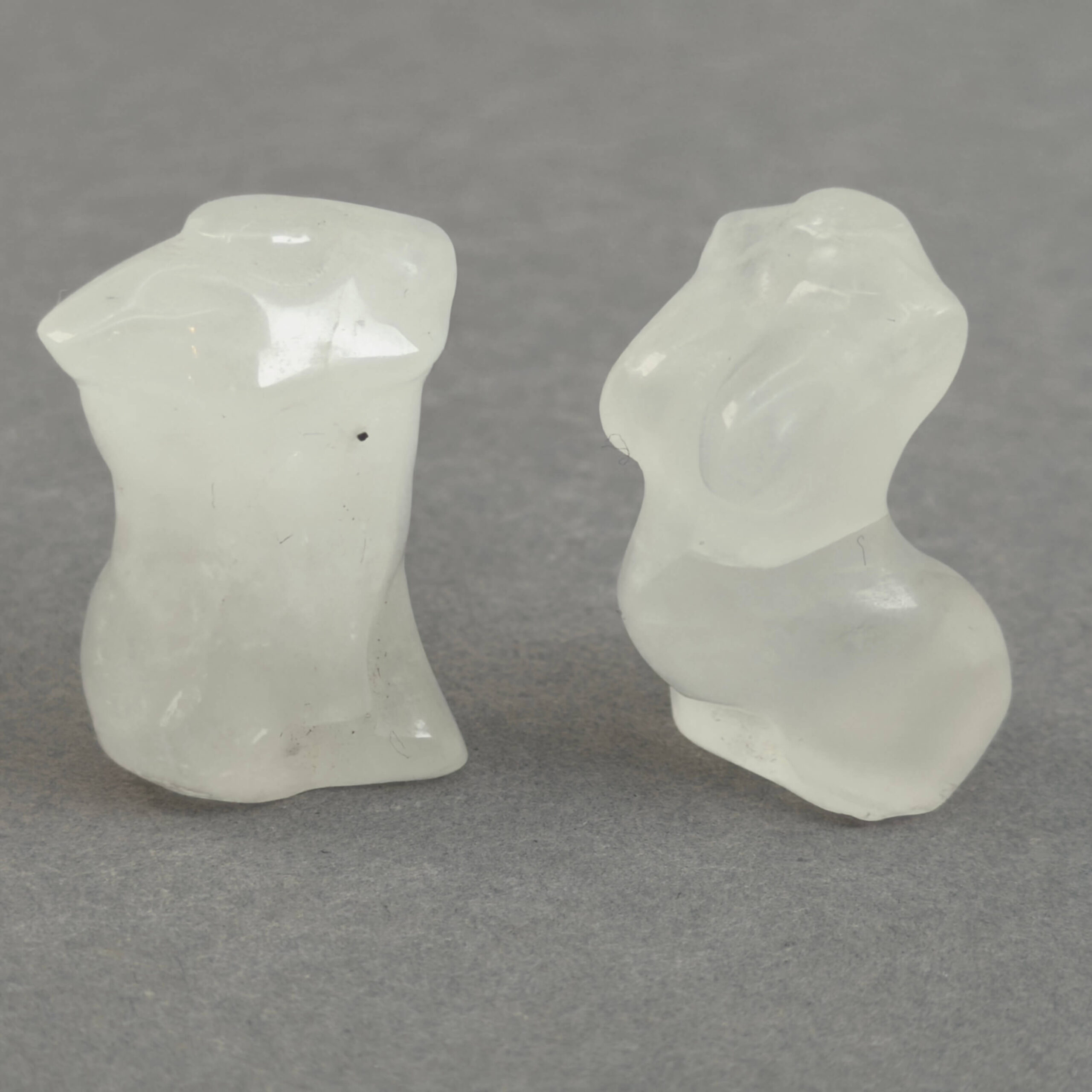 Krystal gravid kvindekrop sten på bjergkrystal