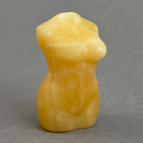 Krystal slank kvindekrop 4 cm sten gul calsit