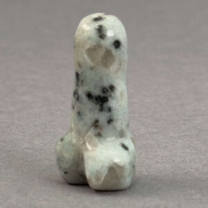 Krystal penis 3 cm er en smuk og dekorativ