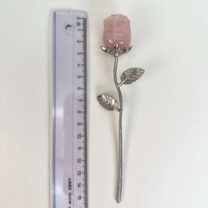 Rosakvarts Rose med sølvfarvet stilk krystal sten med lineal