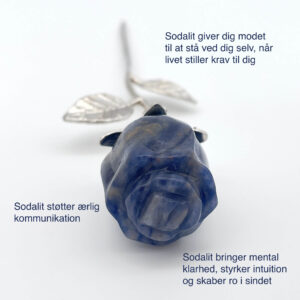 Sodalit Rose med sølvfarvet stilk krystal sten med tags