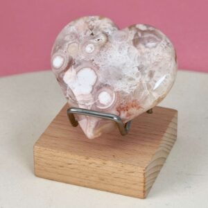 Agat Blomst Hjerte Krystal Sten i holder på rosa baggrund