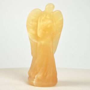 Gul Calsit Engel Krystal Sten på hvid baggrund