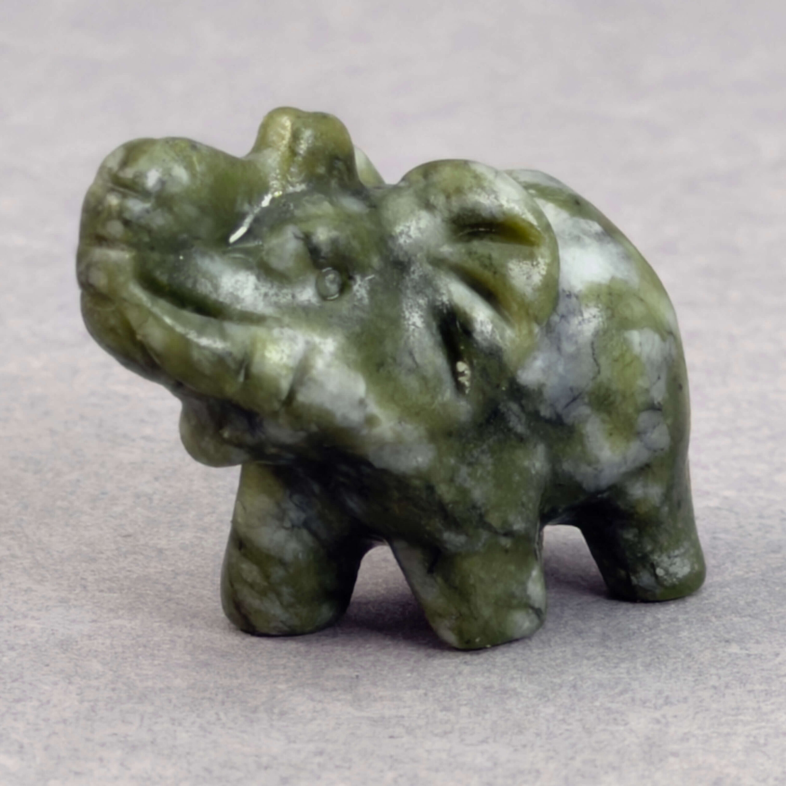 Krystal elefant 3 cm sten xiuyan jade