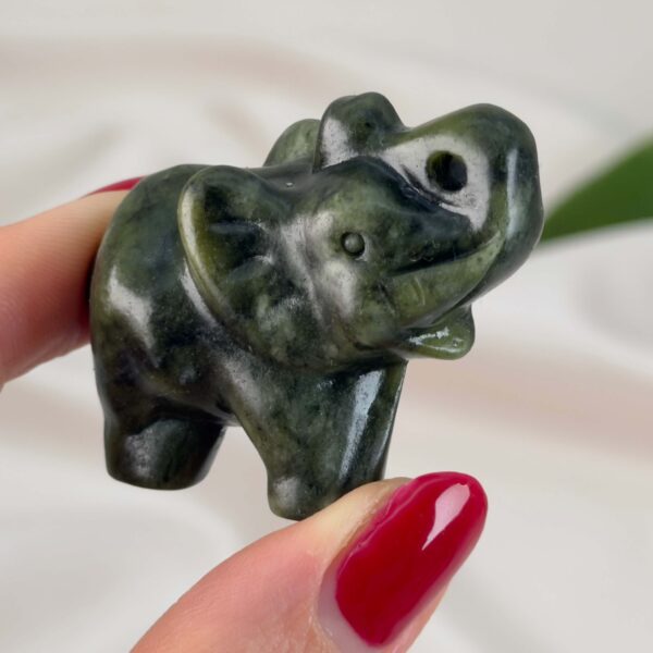 Krystal elefant 5 cm sten xiuyan jade 1 hånd