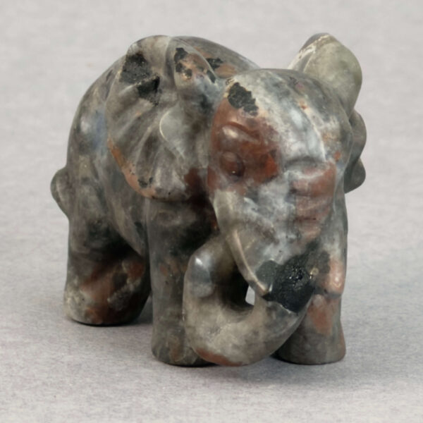 Krystal elefant 5 cm sten yooperlite