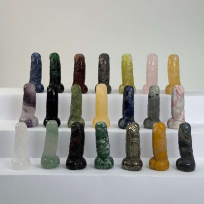 Krystal penis 4 cm er en smuk og dekorativ krystal til hjemmet