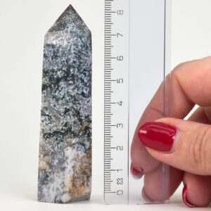 Mos agat Tårn styrker forbindelse til naturen, skaber indre ro og balance samt fremmer vækst, stabilitet og nye begyndelser i både krop og sind.