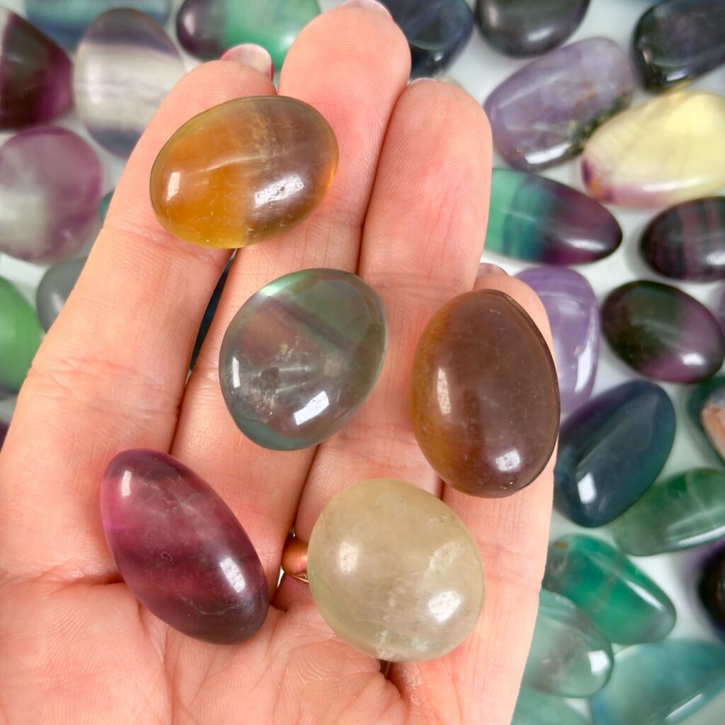 Krystaller mod stress 5 Fluorit regnbue lommesten til at dæmpe stress