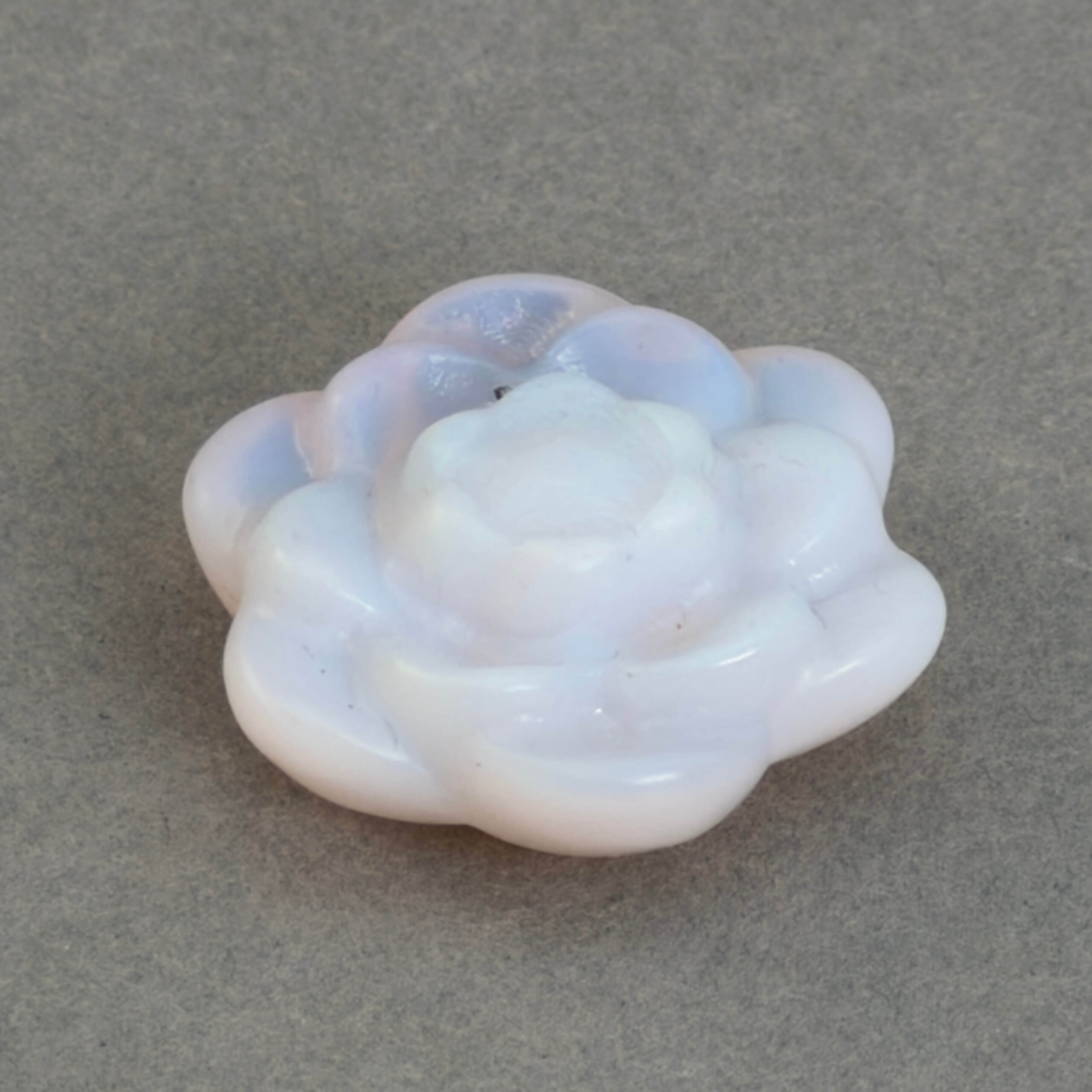 krystal blomst 3 cm sten opalit