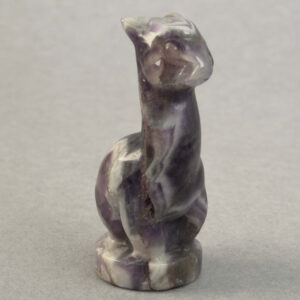 Krystal alpaca der symboliserer ro, tryghed og blid energi perfekt som en kærlig påmindelse om nærvær og indre balance