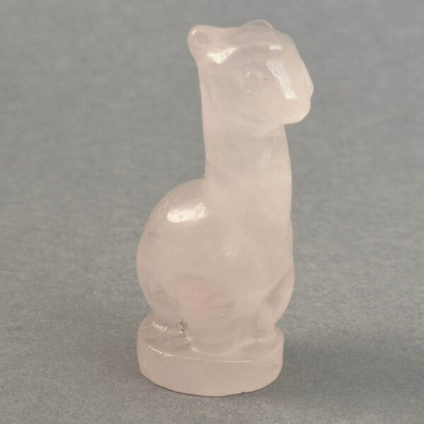 Krystal alpaca der symboliserer ro, tryghed og blid energi perfekt som en kærlig påmindelse om nærvær og indre balance