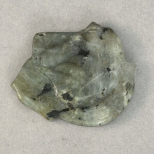 En smuk krystal blomst bringer skønhed og selvkærlighed