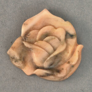 En smuk krystal blomst bringer skønhed og selvkærlighed