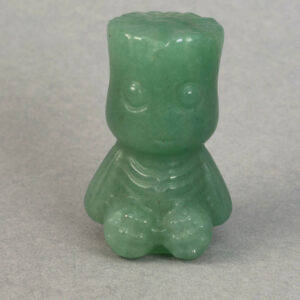 Fin krystal figur til jordforbindelse og ro. Vælg mellem flere materialer.