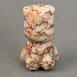 Fin krystal figur til jordforbindelse og ro. Vælg mellem flere materialer.