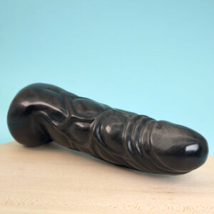 Obsidian Sølv Penis krystal med sort overflade og sølvskinnende refleksion