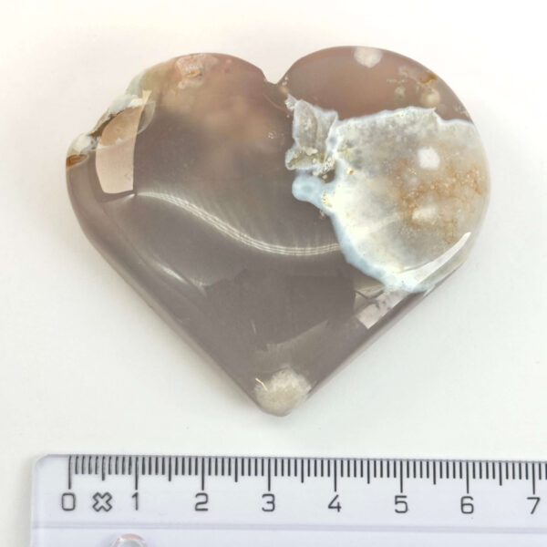 Smukt blomsteragat hjerte til udviking, drømme og nye muligheder. Som smuk dekoration til hjemmet eller en skøn energi med i tasken.