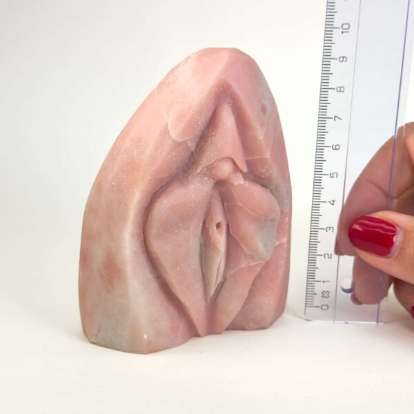 Pink Opal vulva figur med blød rosa farve