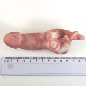 Pink Opal Penis med bløde rosa nuancer og energi for selvkærlighed, livskraft og følelsesmæssig healing.