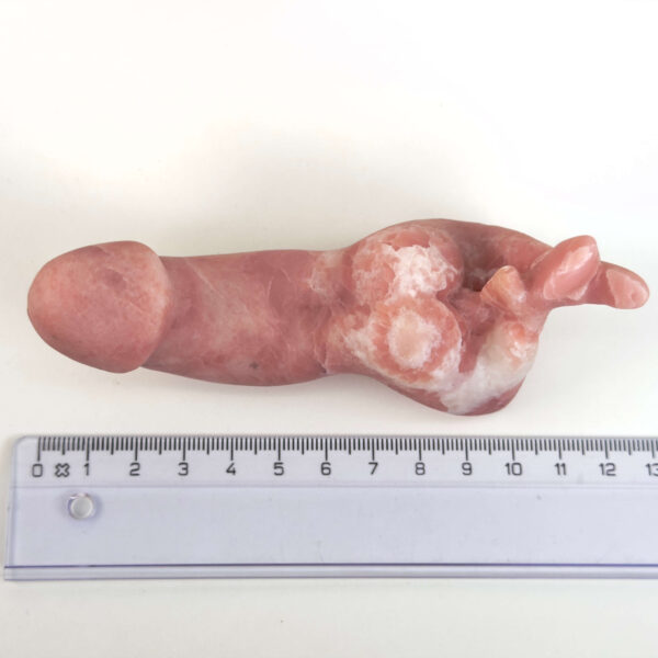 Pink Opal Penis med bløde rosa nuancer og energi for selvkærlighed, livskraft og følelsesmæssig healing.