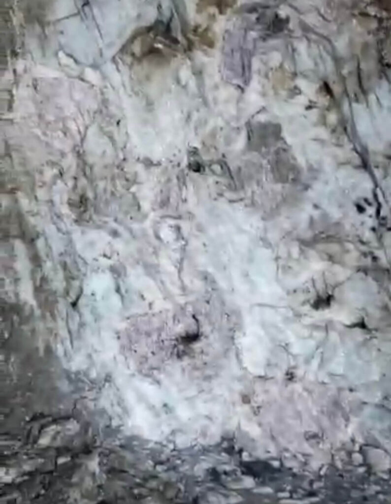 Hvad er krystaller? 1 Hvad er krystaller og hvordan laves det? Læs vores blogindlæg og find svaret