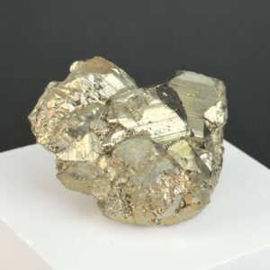 Unik naturlig Pyrit klynge med rå krystalstruktur og metalliske refleksioner