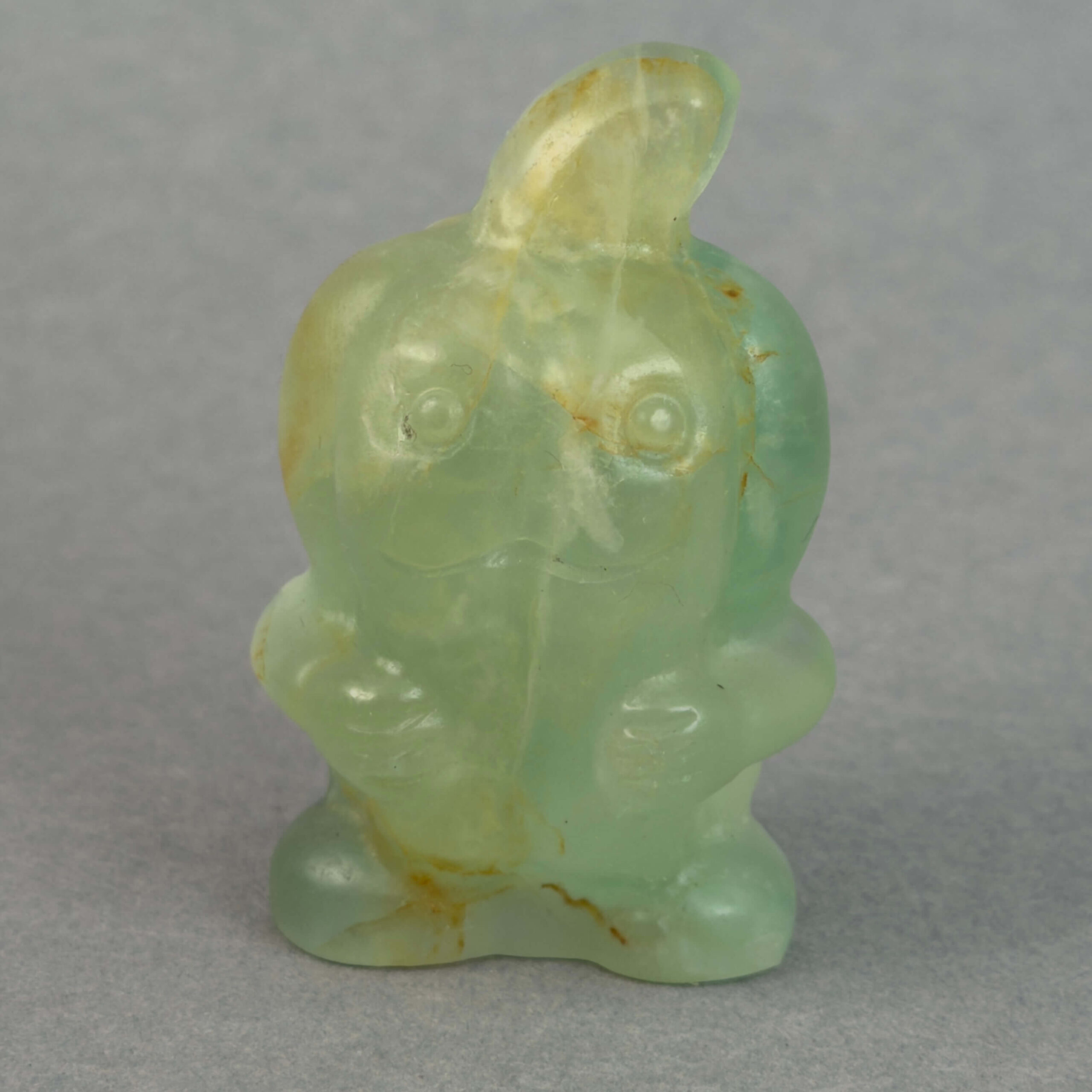 Krystal græskar er en dekorativ figur med symbolik for overflod, vækst og transformation, perfekt til efterår og Halloween.